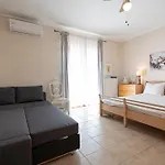 Alex & Billy House By Travel Pro Services - Nea Flogita Halkidiki * Zografou